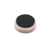 Wearblock round (hockey puck)